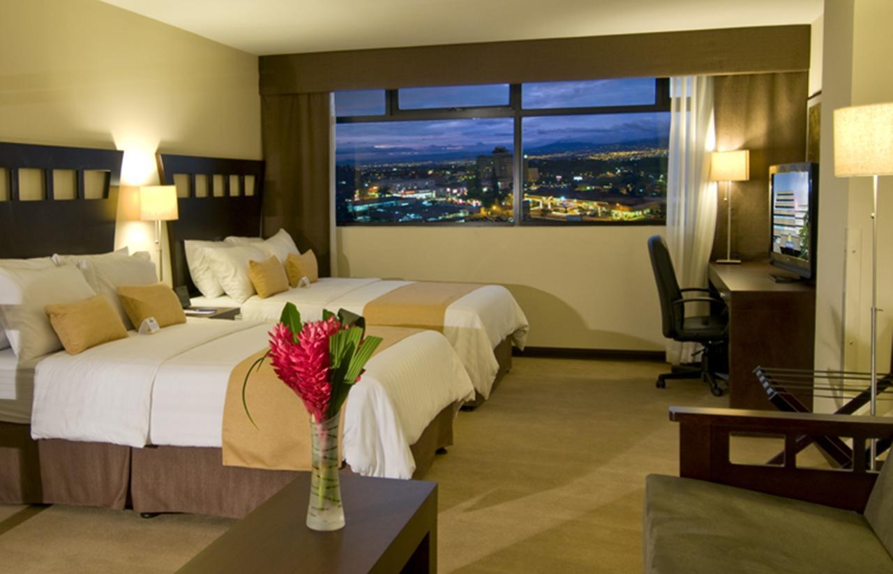 Tryp By Wyndham San Jose Sabana Hotel Quarto foto